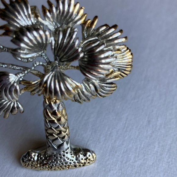 Vintage Palm Tree Brooch Pin Pendant Silver Gold Tone Moon Signed By Best - Picture 5 of 13